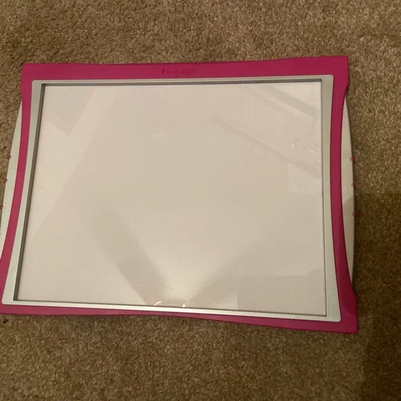 Crayola Tracing Pad - Picture 2 of 3